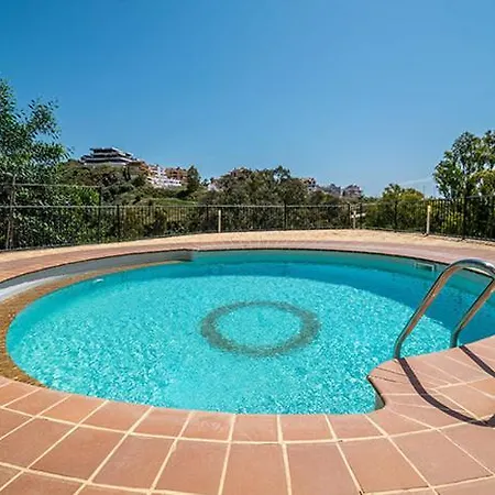 Villa Tranquil 3 Bed With Private Pool + Sea View! *