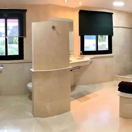 Tranquil 3 Bed With Private Pool + Sea View! Villa
