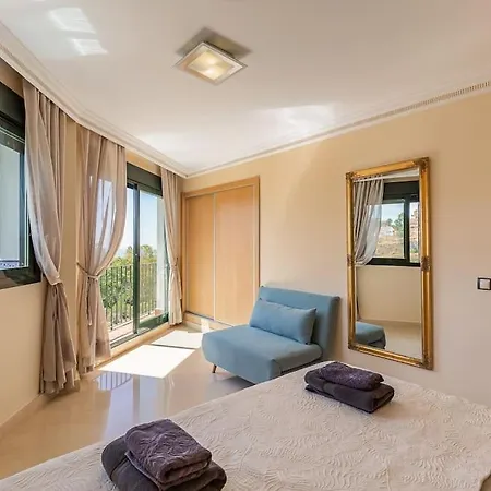 Villa Tranquil 3 Bed With Private Pool + Sea View! *