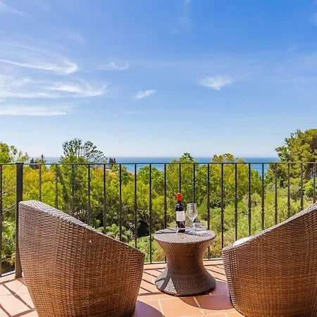 Tranquil 3 Bed With Private Pool + Sea View! Villa *