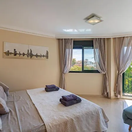 Tranquil 3 Bed With Private Pool + Sea View!